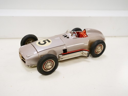 6865 jnf solo mercedes - "solo",